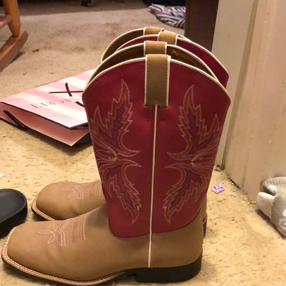 Boots - Picture 1 of 1